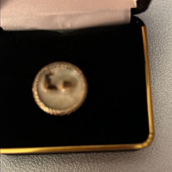 Gold-Tone Button Accessory - Picture 5 of 11